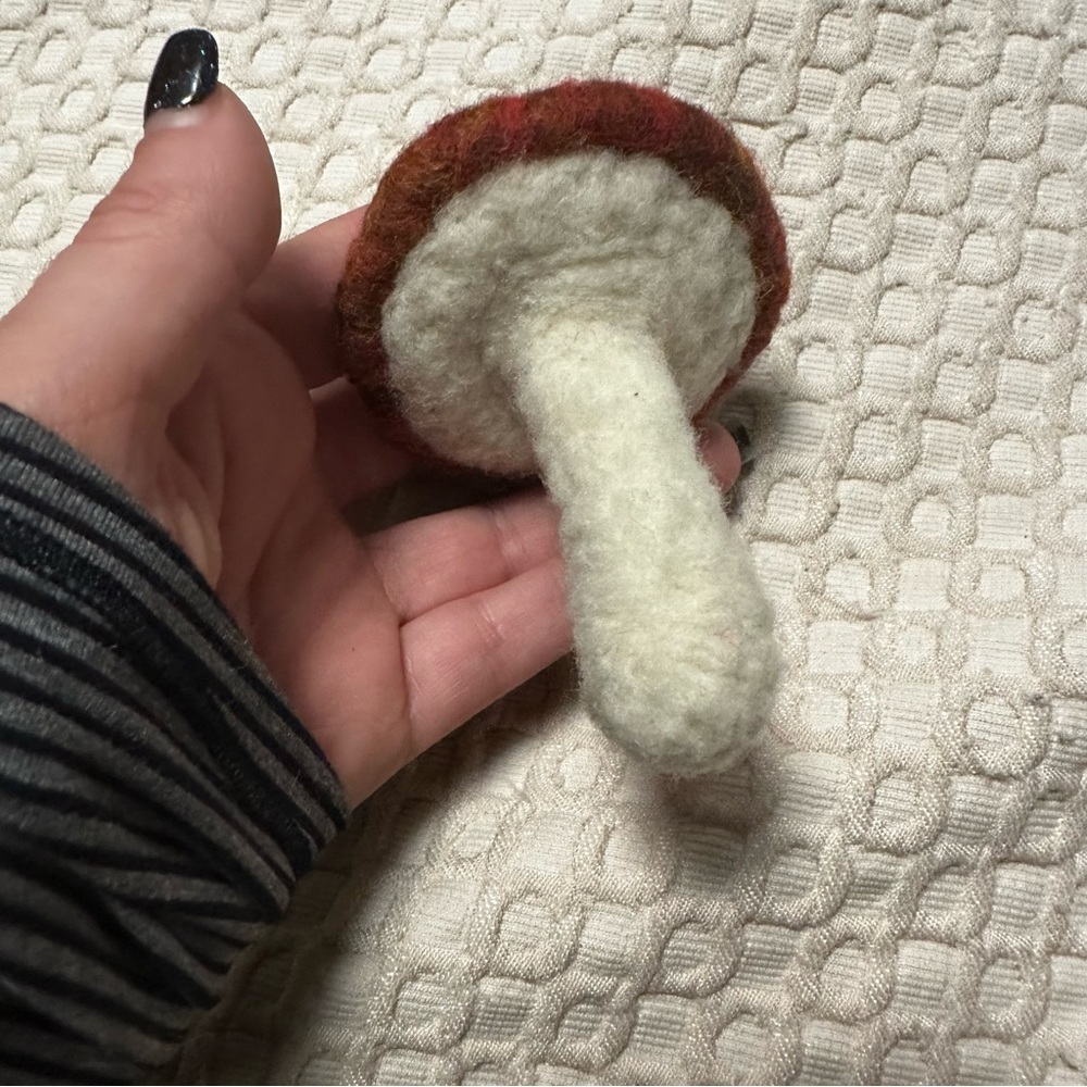 SOLD - Picture 4 of 5